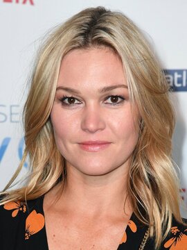 Julia Stiles